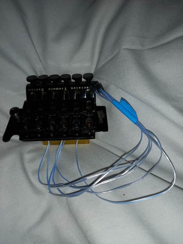 Graph Tech Ghost LB63 Floyd Rose-Style Locking Bridge 2010s - Gold image 1