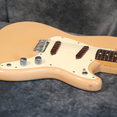 1961 Fender Duo-Sonic - Desert Sand - OHSC image 10