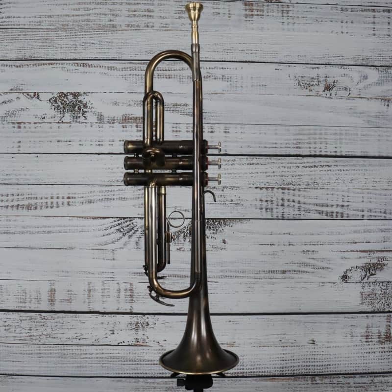 *USED* Yamaha YTR2320 Trumpet image 1