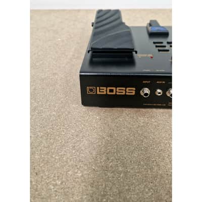 Boss GT-100 - Multi-Effects Pedals - Excellent w/ Soft Case & power supply image 14