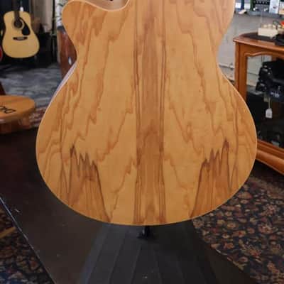 Tanglewood TW-11-12L-SFCE-OL Winterleaf 12 String Acoustic - USED image 8