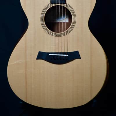Taylor Academy 12e Leftie!!! image 3