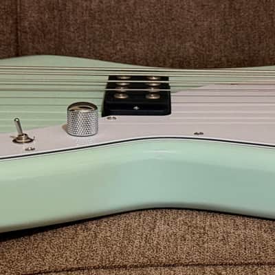 G&L Tribute Series Fallout Bass 2025 Model In Surf Green image 9