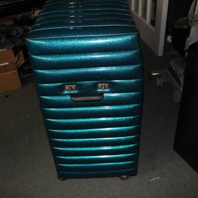 Kustom K150-6/1x15 Bass Combo with Blue Roll & Tuck on Wheels image 7