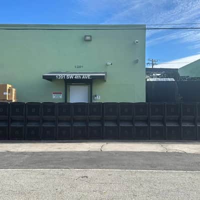 JBL VERTEC VT4889 3 WAY LINE ARRAY SPEAKERS W/ DOLLY & COVERS #343 (LOT OF 6) image 3
