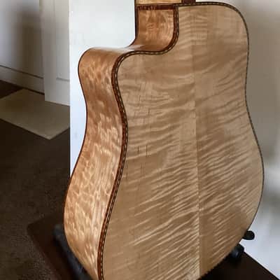 Chaker Guitars Rare woods custom dreadnought 2014 - French rub image 3