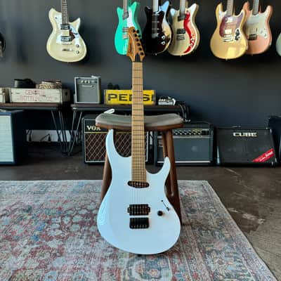Balaguer Diablo Retro 27-Fret - Select Series - Gloss Solid White (Hardtail) image 7
