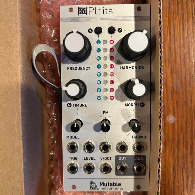 Mutable Instruments Plaits