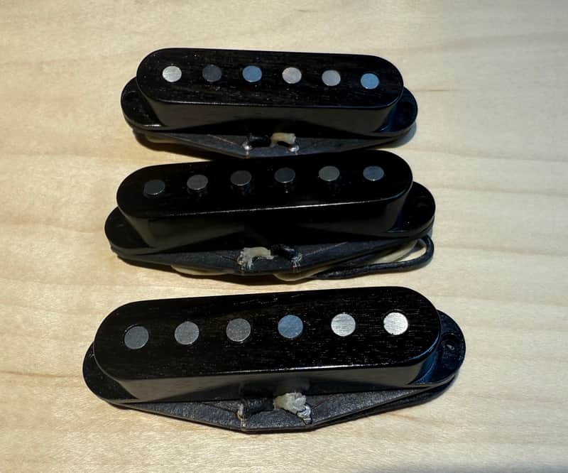 Strat single coil wood pickup cover set image 1