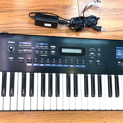 Roland JUNO-D 61-Key Synthesizer 2024 - Present - Black