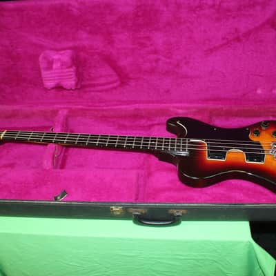 Gibson RD Artist 1977 – Sunburst – Moog Electronics – Original Case image 25