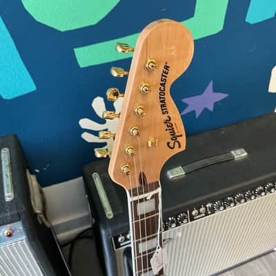 Squier 40th Anniversary Gold Edition Stratocaster 2022 - Present - Lake Placid Blue used image 2