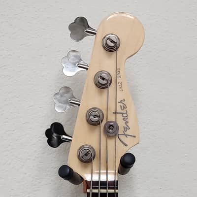 Fender American Deluxe Jazz Bass with Rosewood Fretboard 2002 - 2008 - 3 Color-Sun burst image 3