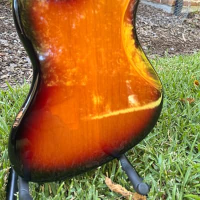 Fender American Vintage '62 Jazzmaster 2000 - 2012 - 3-Color Sunburst image 6