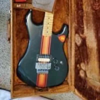 Kramer Pacer 1983 w/case image 2
