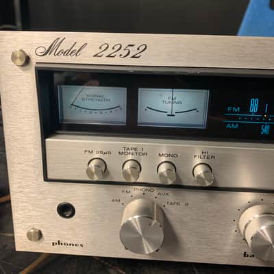 Marantz 2252 Vintage Stereo Receiver 1970s Silver image 4