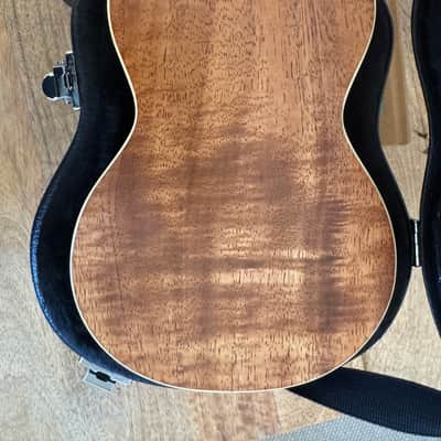 Martin 2K Koa Soprano Ukulele 2014 w hard case image 2