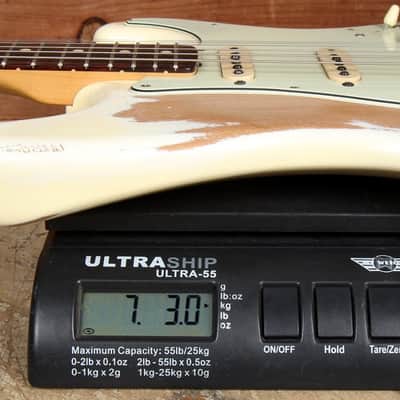 Fender HEAVY Relic CLASSIC SERIES 60s STRATOCASTER Road Worn White Strat 06667 image 13