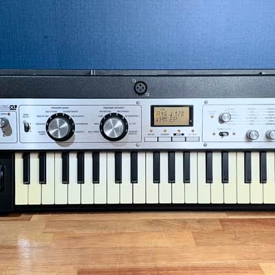 Korg MicroKORG XL 37-Key Synthesizer/Vocoder - Black