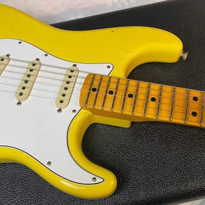 NEW! Fender Custom Shop Special Run '69 Stratocaster Journeyman Relic - Handwound P/U's - Aged Graffiti Yellow - Reverse Headstock - 7.7lbs - Authorized Dealer - One OFF! SUPRE RARE! G06783 image 2