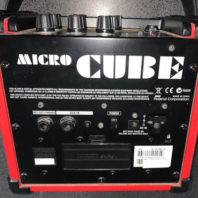 Roland Micro Cube 2-Watt 1x5" Guitar Combo 2004 - 2014 - Red image 3
