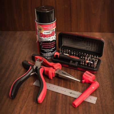 StewMac + Reverb Beginner Guitar Tech Bundle - Metric imagen 1