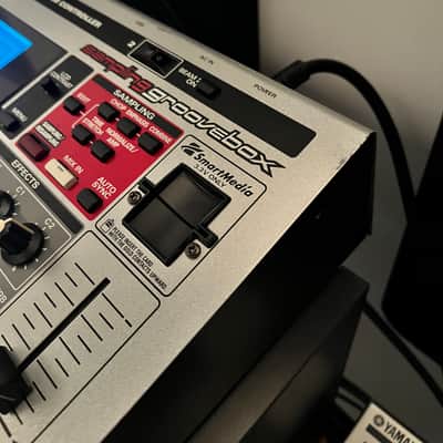 Roland MC909 Groovebox Excellent Condition image 5