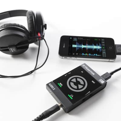 Native Instruments Traktor Audio 2 Mk2 Audio Interface image 3