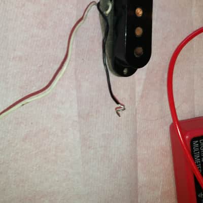 FENDER STRATOCASTER PICKUP 1979 Grey Bottom, meter reads 5.71 image 3
