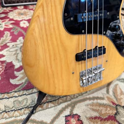 1977 Fender Jazz Bass image 3