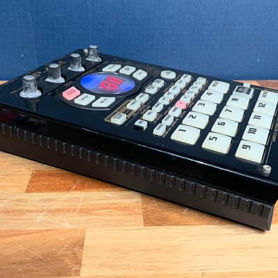 [Excellent] Roland SP-404 Sampler - Rare Black Panel w/ 1GB CF Card image 3
