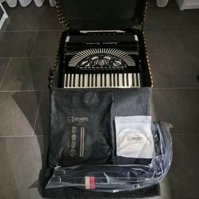 Settimio Soprani Artist 6 Accordion image 2