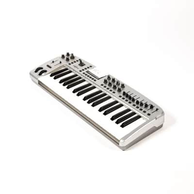M-Audio Ozonic MIDI Controller Owned By Mike Campbell image 2