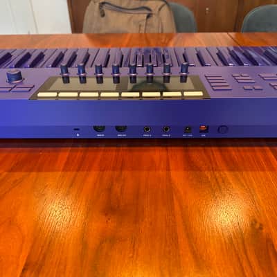 Native Instruments Komplete Kontrol S49 Mk2 25th Anniversary Edition in Ultraviolet Purple image 7