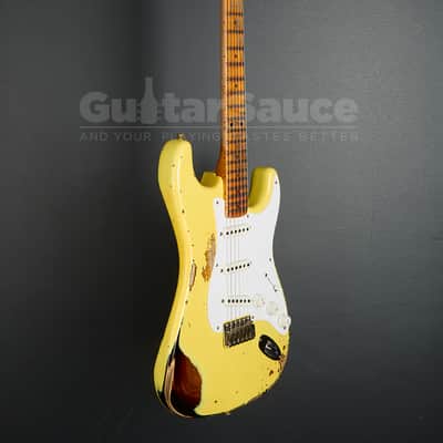 Fender Custom Shop Limited 70th anniversary 54 Stratocaster Heavy Relic 2025 - Candy Yellow Over 2 Color Sunburst (COD 2186NG) image 8