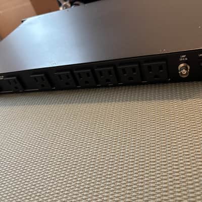 Furman PL Plus-C Classic Power Conditioner image 4