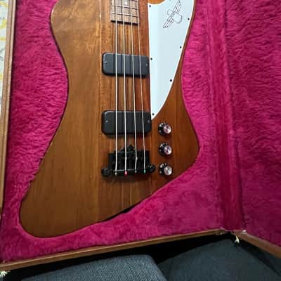 Gibson Thunderbird Walnut with original hard shell case  - 2014 - Gorgeous image 8