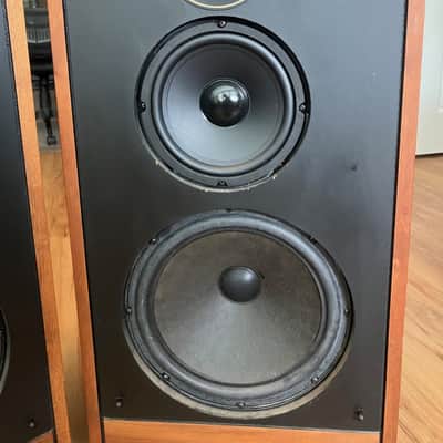 1977-1980 EPI (Epicure) 200B  loudspeakers w/walnut finish image 4