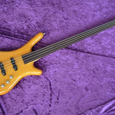 WARWICK Corvette RockBass Fretless/fine ebony fingerboard from 2007*MEC PU's made in Germany*sounds/plays/looks great*mint condition/one owner! image 1