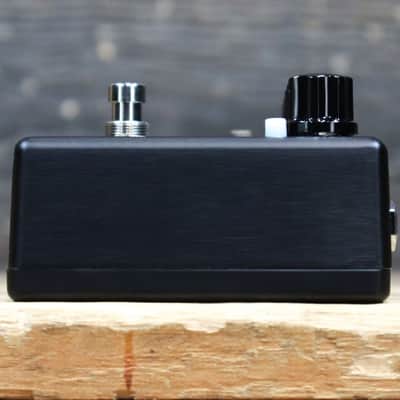 MXR EVH 5150 Overdrive Multi-Stage MOSFET 3-Band EQ Overdrive Effect Pedal image 5