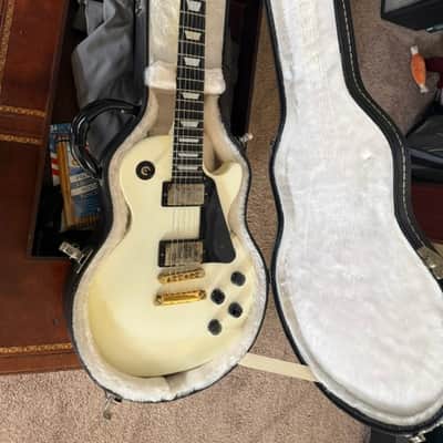 Gibson Les Paul Studio with Gold Hardware 1998 - 2011 - Alpine White image 1