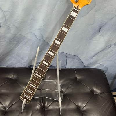 Squier Classic Vibe Late 60s Loaded Jazz Bass Neck with Bound Laurel Fingerboard, Block Inlays image 2
