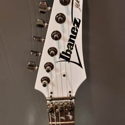 Ibanez JEM-JR-WH SUSTAINIAC Steve Vai Signature White image 22