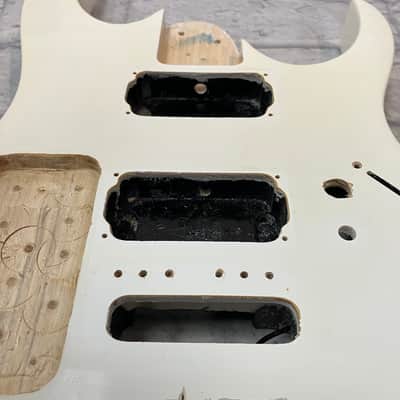Unknown Cream Stratocaster Styled Electric Guitar Body image 5