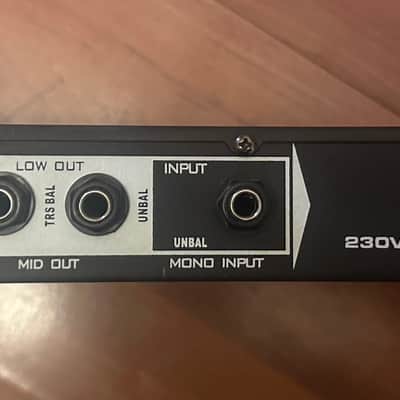 BTR Audio CR2300 2/3 way crossover image 5