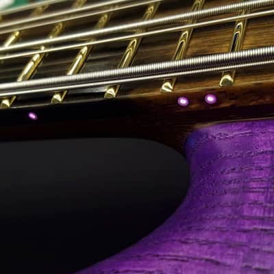 Warwick Dolphin Pro 1 - 8 String Custom Shop Masterbuilt 2022 - AAA Flame SOLID French Ash over Satin Transparent Purple Grape Flavor image 5