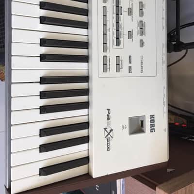 Korg Pa2X Pro 76-Key Professional Arranger Keyboard 2000s - Silver image 4