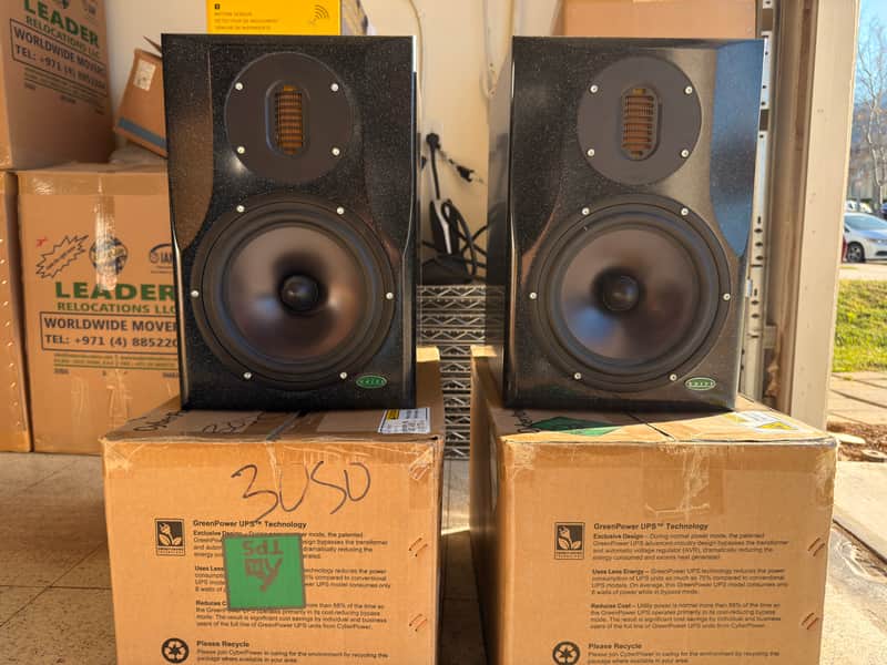 Unity Audio Super Rock Hi-FI 2-way active Studio Monitors Ribbon Tweeters image 1