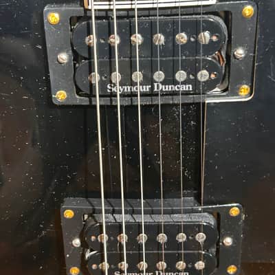 Hohner HG-430 LP Style With Seymour Duncan Pick Ups - Black + Gold image 2