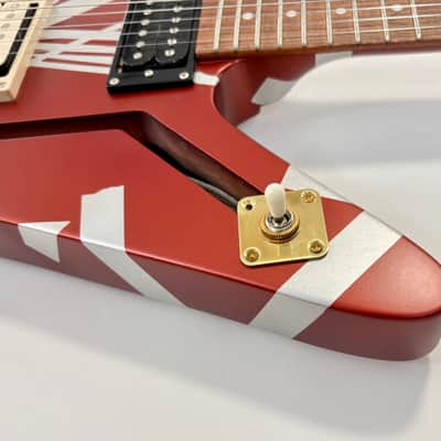 EVH Shark 2019 Burgundy/Silver Stripes image 5